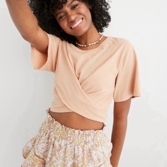 aerie Tops - NWT Aerie Cropped Wrapback T-Shirt